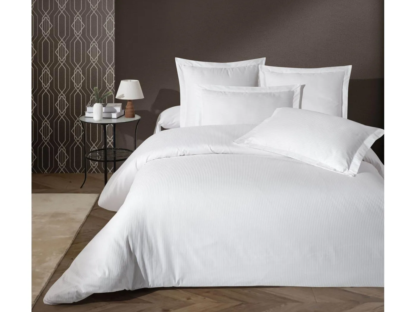 Bettwäschegarnitur 1 Bettbezug 240x220 cm+2 Kopfkissenbez 63x63 cm aus Baumwollsatin gestreift