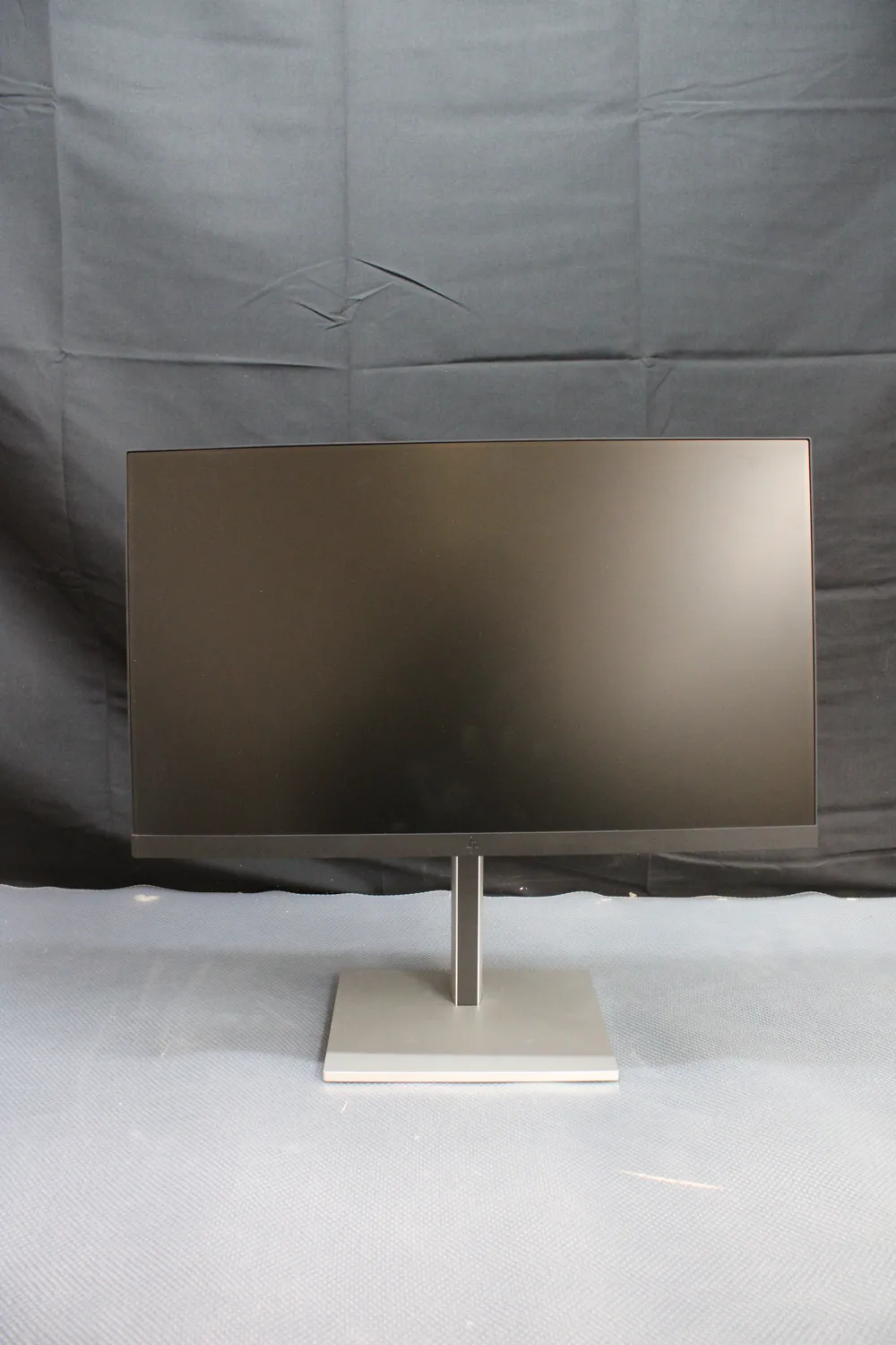 Hp Tft 724pn Monitor Bildschirm 24 Zoll Ips Pivot Usb100 Hz Siehe Text/Foto B-Ware
