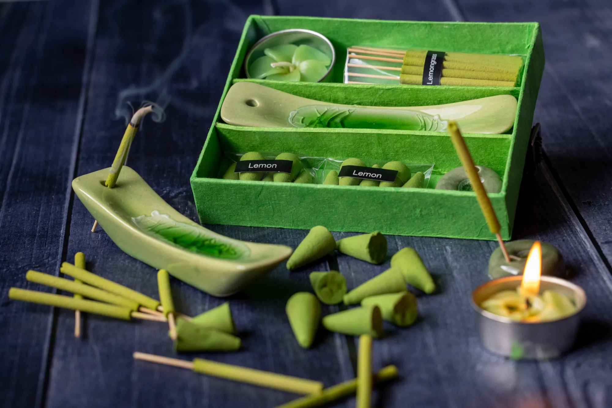 Räucher-Box 'Lemongrass', grün, T 13,5 cm, B 11,5 cm, H 2,5 cm