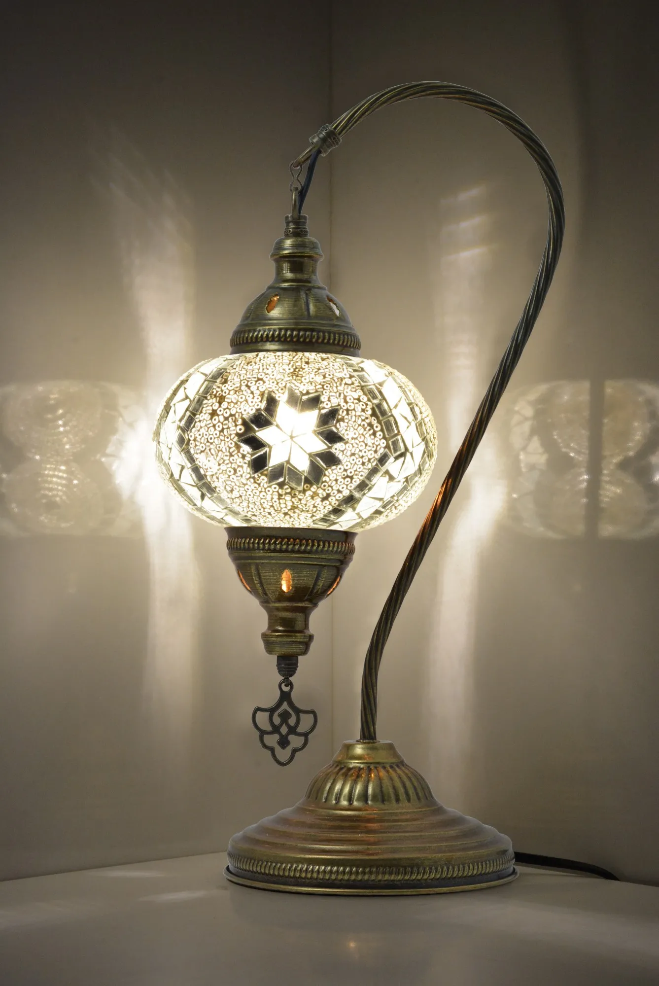 Mosaiklampe Schwanenhals 'Stern', weiß, B 11,5 cm, H 46 cm, T 25 cm