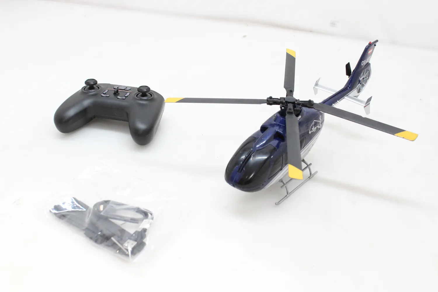 Amewi The Flying Bulls Ec135 Pro Rc Hubschrauber Helikopter Defektware D-Ware