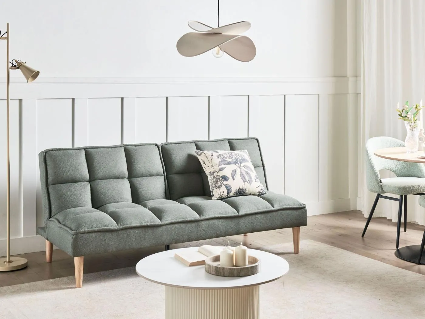 3-Sitzer Schlafsofa Stoffbezug hellgrün gesteppt Sofa mit Schlaffunktion Siljan