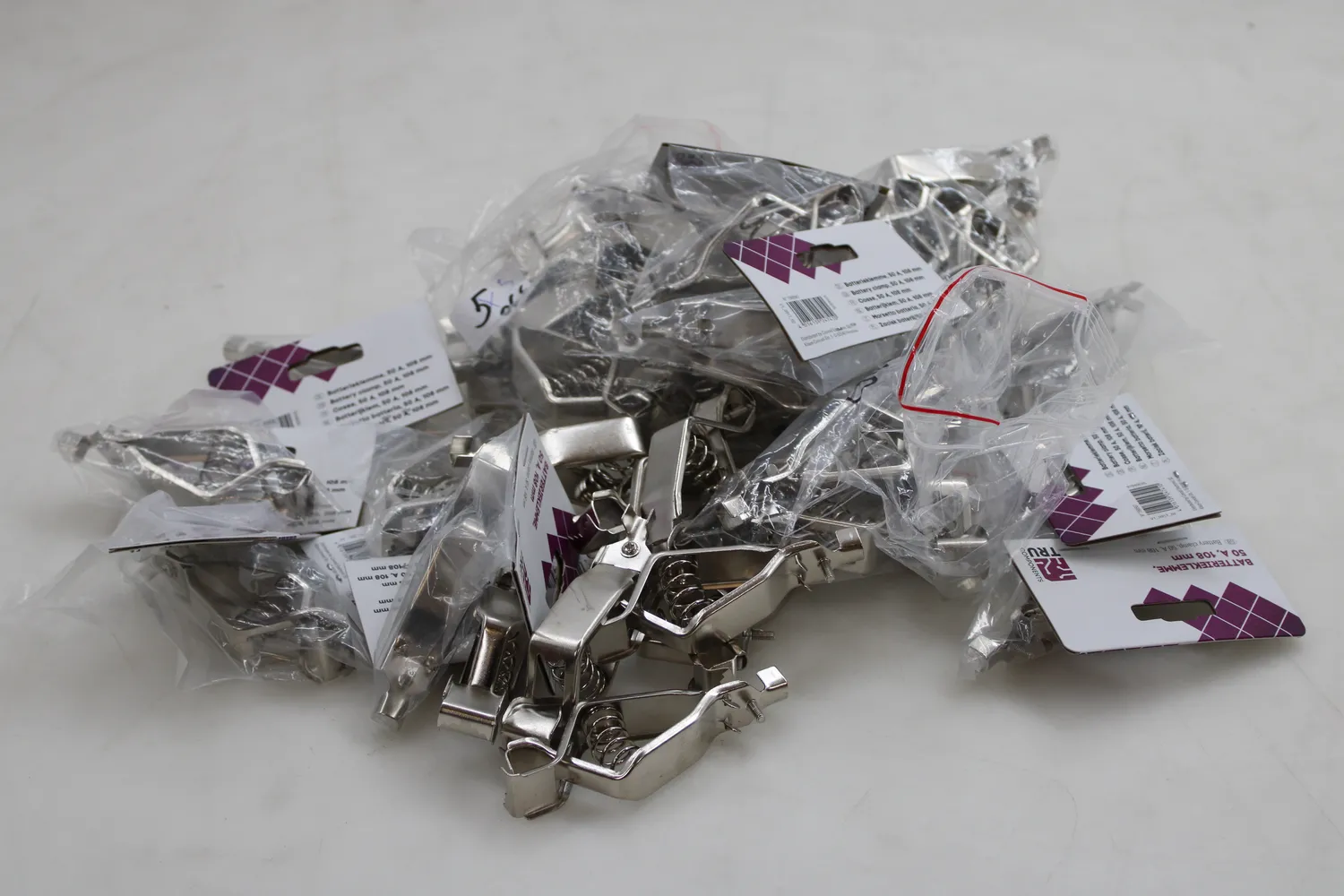 Tru Components Batterieklemme Anschluss 1365808 1 78 1 Pluspol 45 Stück B-Ware