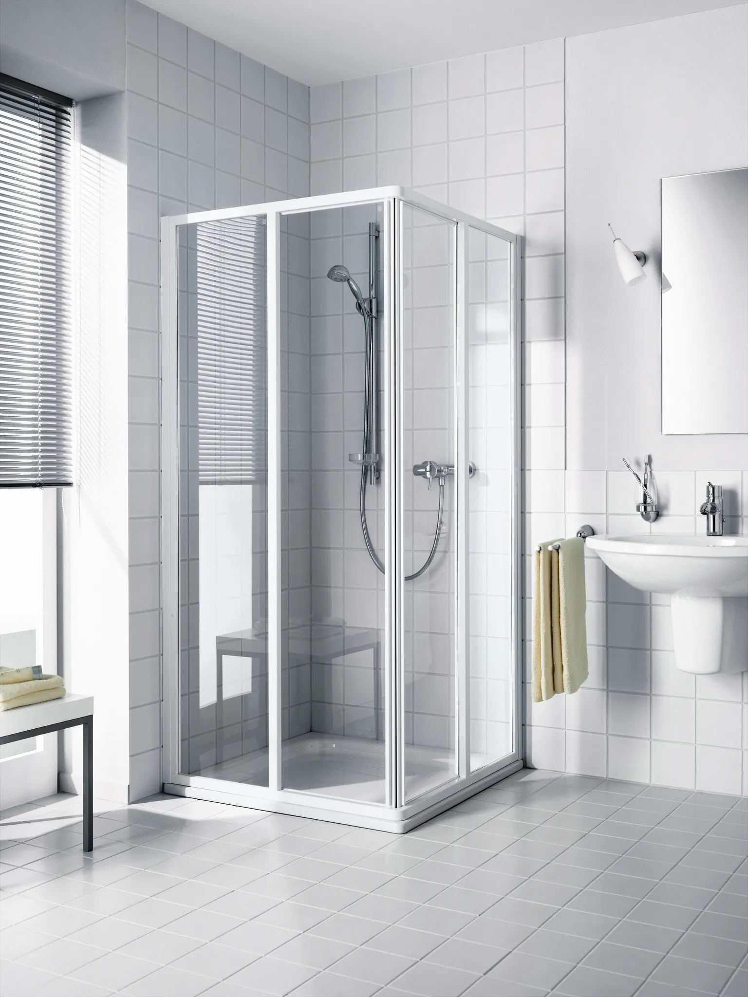 Kermi Duschtür Eckeinstieg 2-teilig (Gleittüren) Halbteil „IBIZA 2000“ 175 cm Glas Klar, Profile Silber Mattglanz, Anschlag links und rechts, Schiebetür zweiteilig