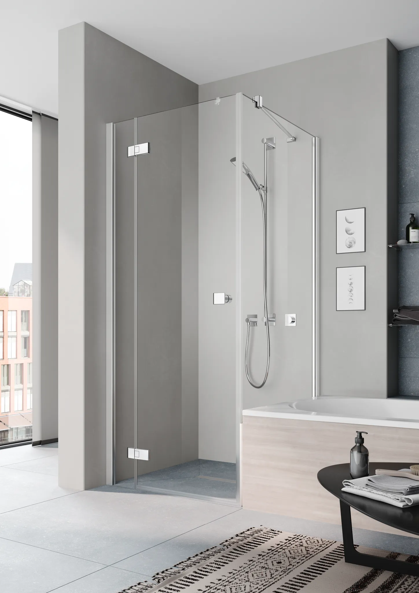 Kermi verkürzte Seitenwand neben Badewanne mit Wandprofil „MENA“ Glas Klar, Profile Silber Hochglanz, BV: 725 - 745 mm WE: 735 - 755 mm H: 1700 mm