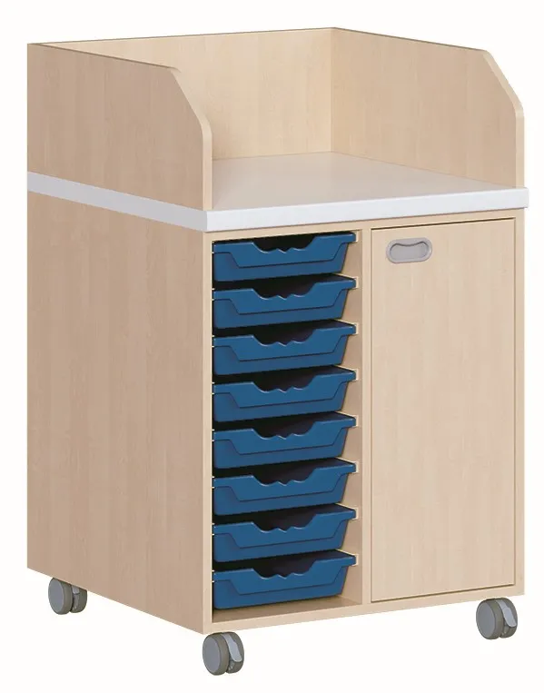 Fahrbare Wickelkommode mit 8 ErgoTray Boxen und Tür oder offenen Regal